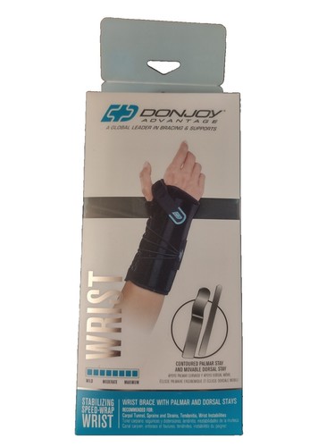 DONJOY Universal Quick-Fit Wrist Brace - Choice Pharmacy - View #3