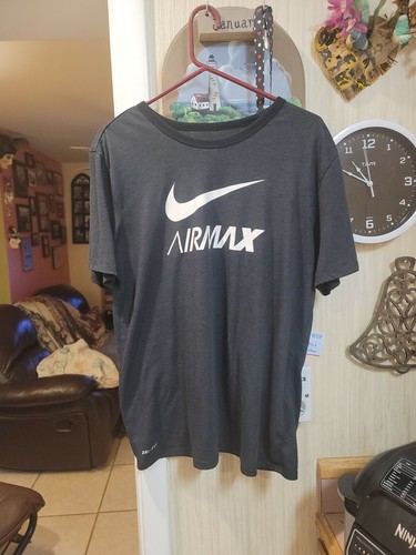 Nike Air Max Dri Fit Tee. Athletic Cut 