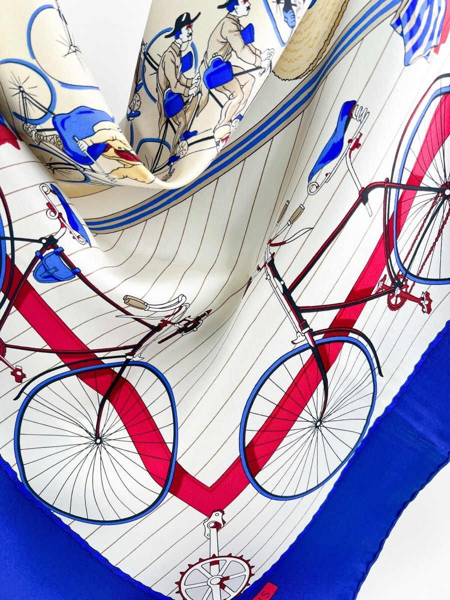 VINTAGE HERMES SCARF “LES BECANES” SCARVES SILK MADE IN