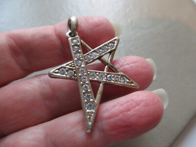 LARGE VINTAGE SILVER TONE SPARKLY CRYSTAL LUCKY STAR FOB CHARM PENDANT NECKLACE