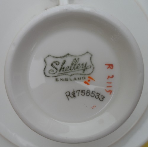 Ein seltenes Shelley Art Deco Teetrio "Red Roof Cottage" Mode Form. um 1930. - Bild 15 von 17