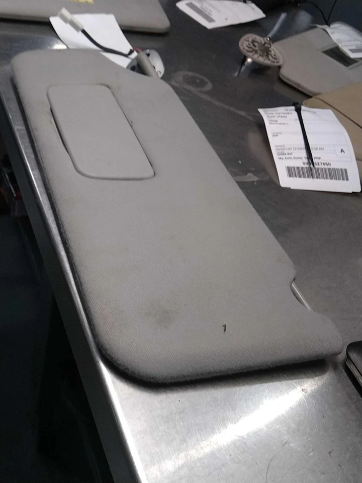 Parasol izquierdo usado se adapta a: Toyota Sienna 2012 iluminado grado A izquierdo Foto 2 de 4