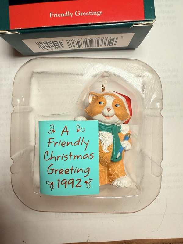 1992 Hallmark Keepsake Ornament Friendly Greetings