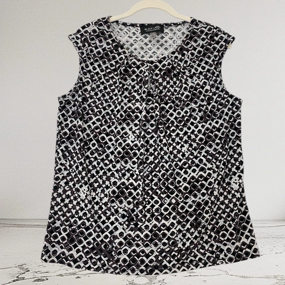 Top para mujer Evan Picone etiqueta negra sin mangas estampado geográfico talla mediana plisado Foto 2 de 4