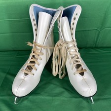 Vintage Unbranded Girl s Figure Skates White Leather With Cloth Interior Lining