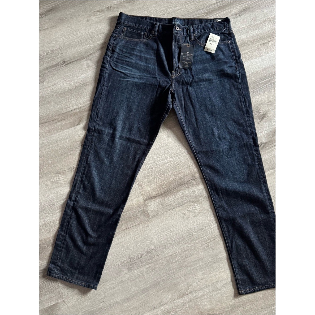 Men's 38x32 Dark Wash Straight Leg Nwt
