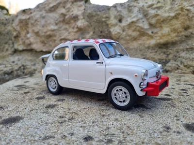 7# Fiat Abarth 850 TC- 1961 1/18 Solido - Photo 1/4