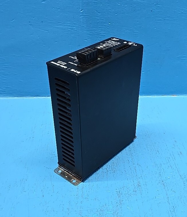 Alimentatore Eaton Cutler Hammer PSS55A PSS1010A - 115V AC / 24V DC Usato