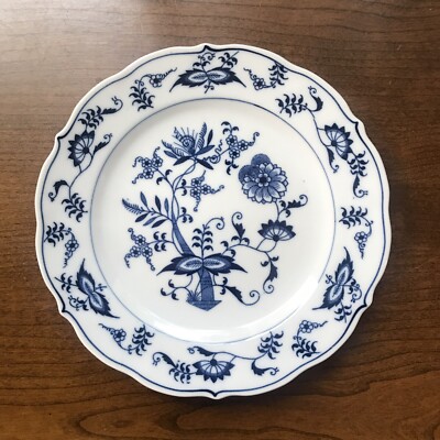 Blue Danube - Blue Onion: Bread Dessert Plate - Design Patent No 99183