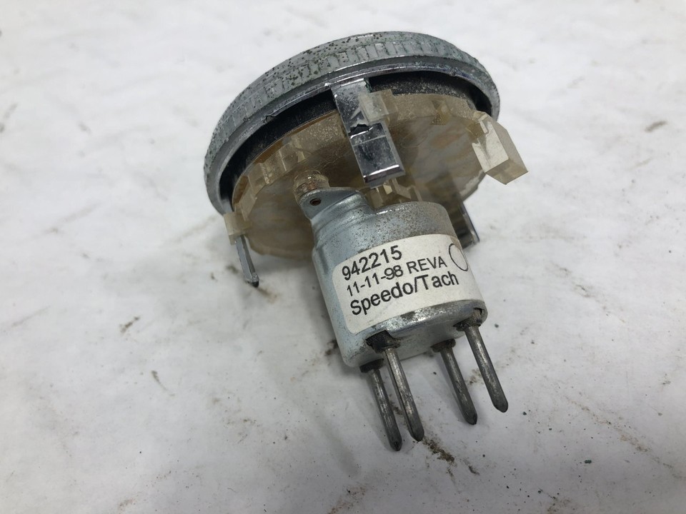 International 9200 OIL PRESSURE Gauge Used P/N 942215 eBay