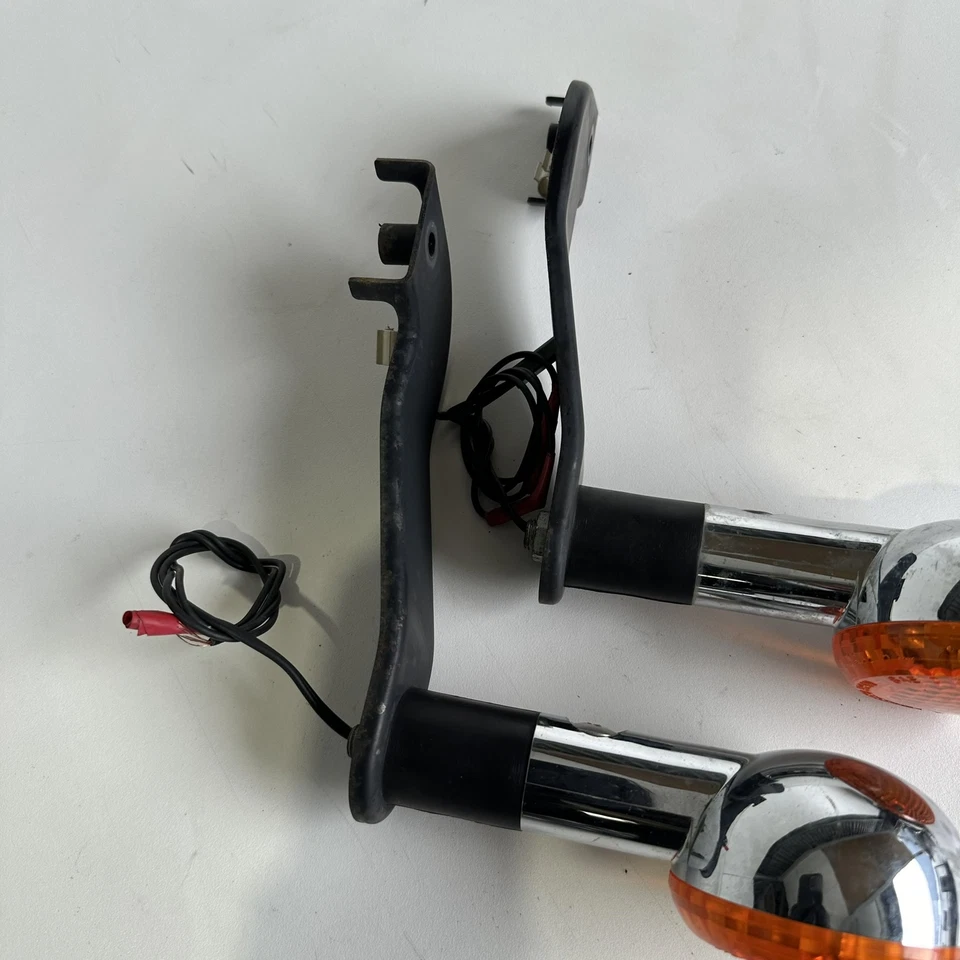 SUZUKI TU250X TU 250 X 2012 Par intermitente indicador trasero izquierdo derecho con soportes Foto 3 de 4