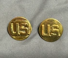 Lot 2 matching MEYER WWII WW2 US Army EM "US" Collar disc Pins Military Insignia