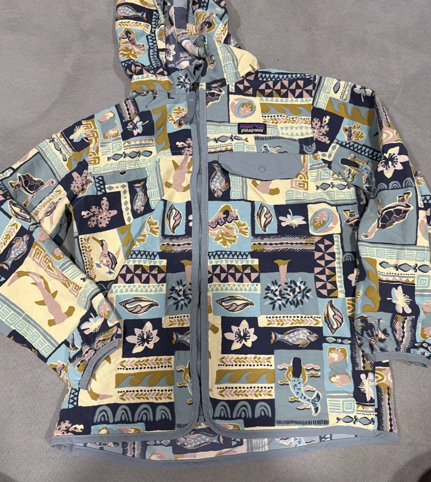 Patagonia Kids Small Hooded Windbreaker Jacket Recycled Nylon Ocean Print