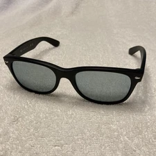 Ray-Ban RB2132 New Wayfarer 622 /30 18 145 3N Mens Sunglasses Matte Black