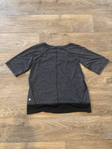 Lululemon Sun Runner Short Sleeve -Size 8