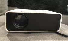 GooDee W80 HDMI SD USB VGA Wifi Movie Projector 1080P Comes With SCREEN