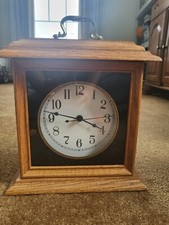 P. Graham Dunn Red Oak Table/Mantle Clock Made In USA