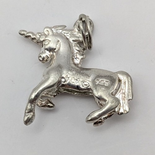 Ciondolo Charm Unicorno Piccolo Argento Sterling 925 Fantasia Magico Gioielli Mitici - Foto 3 di 4