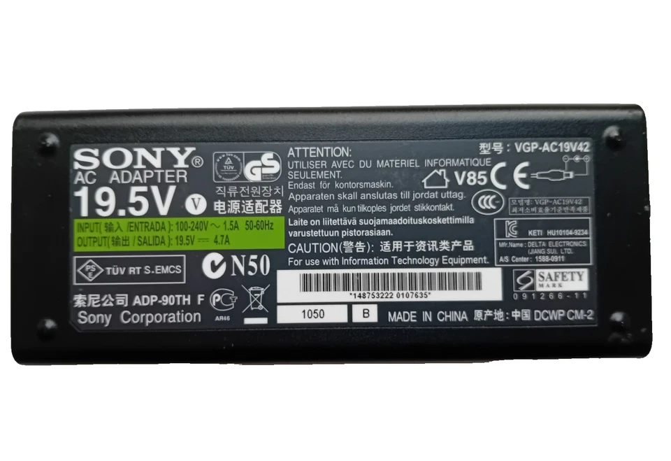 Original Sony - AC Adapter, Netzteil, Vaio - 19.5V 4.7A VGP-AC19V26, ADP-90TH
