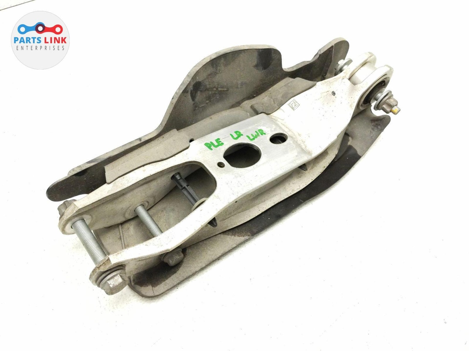 Bentley Bentayga 2016-2020 Rear Left Lower Strut assembly