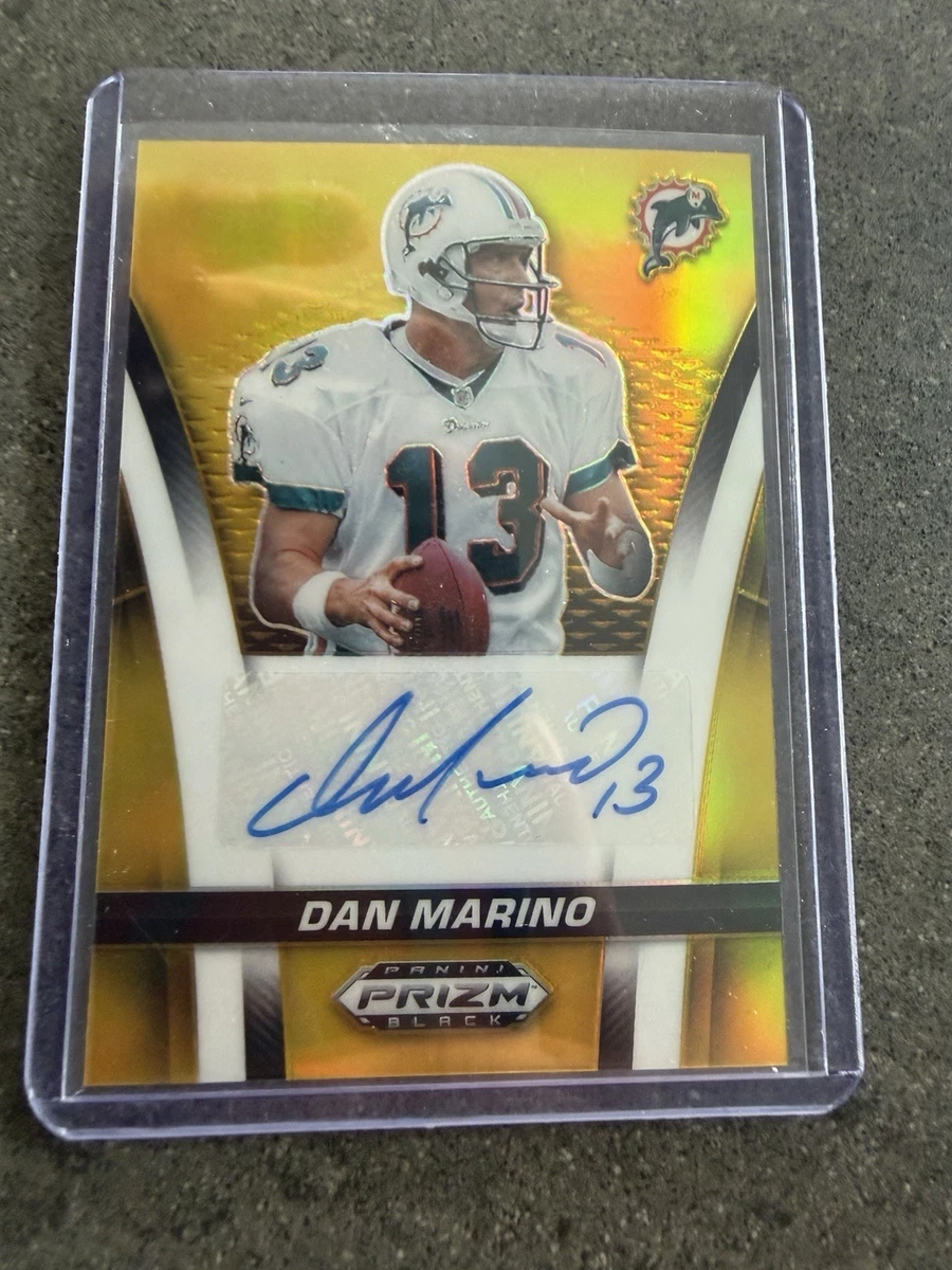 Panini Dan Marino Autographed Football Sports Trading Cards