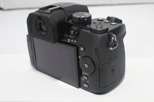 EXC Panasonic LUMIX DC-G99 Body (DC-G95 Japan ver.) - Picture 5 of 7
