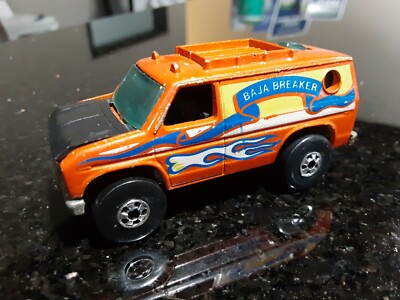 Hot Wheels Baja Breaker 赤 2009 Hot Wheels HW Heat Fleet 3/10 Baja Breaker Van Red w
