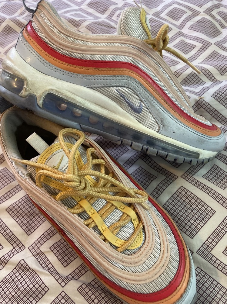 Women's Nike Air Max 97 in Football Gray & Light Thistle - Size 6.5