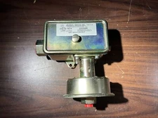 Detroit Switch INC. Pressure Switch 5930-01-204-4610 222-10 NC4 2223044 2505571
