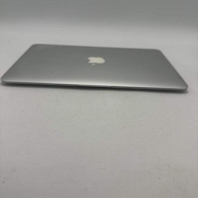 MacBook Air シルバー 11インチ Apple MacBook Air 11in ( 128GB SSD, Intel Core I7-5650U, 2.2GHz MacBook本体