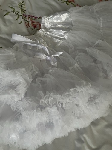 Flauschiges weißes Kleid Petticoat Unterrock elastische Taille Größen Small/Medium/Large - Bild 2 von 4
