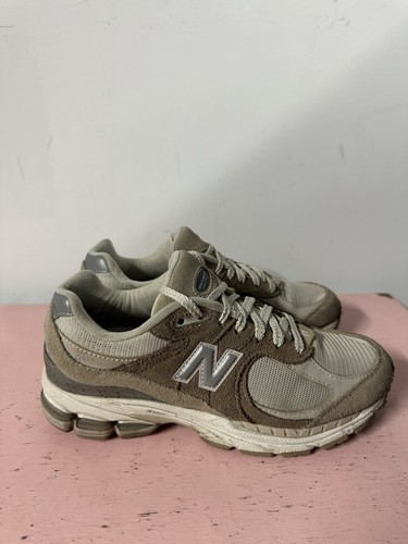 Men's New Balance 2002R Sneakers M2002RSI Driftwood/Sandstone Mens 5
