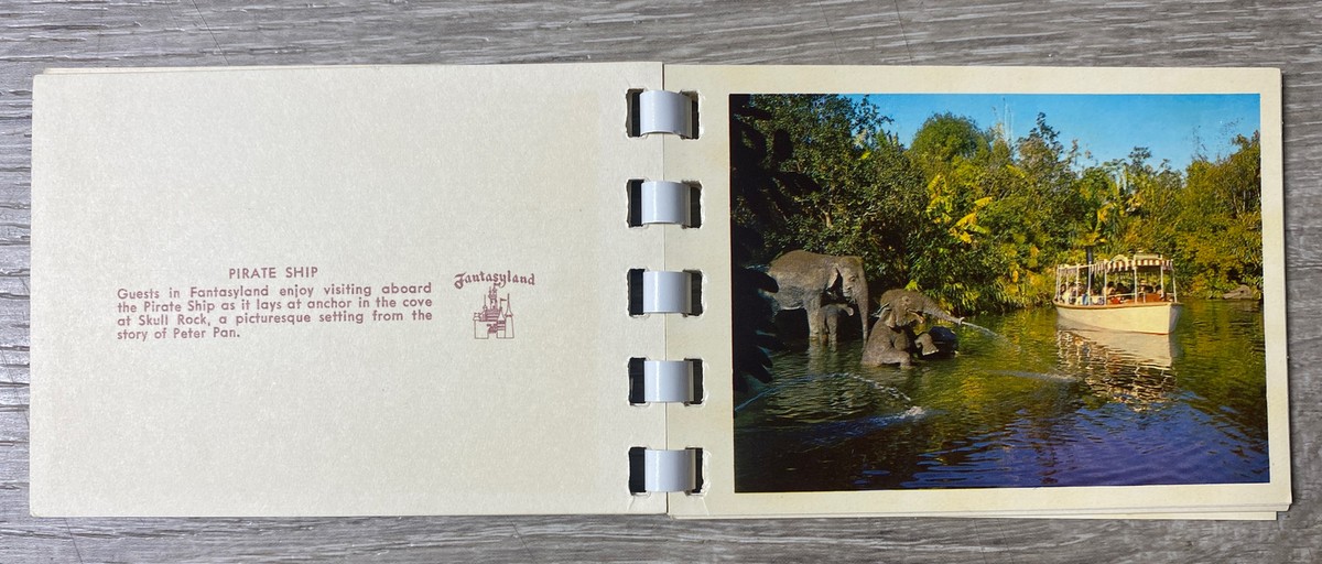ヴィンテージディズニー・洋書 Vintage Walt Disney Disneyland Hi-Lites Mini Book | eBay