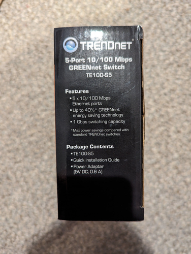 TRENDnet 5-Port 10/100 Mbps GREENnet Switch TE100-S5/A - Picture 2 of 12