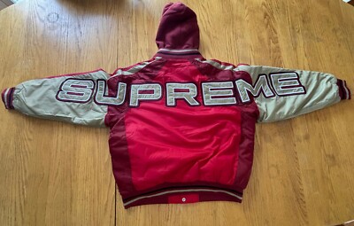 数日限定出品 最安値 Supreme Hooded Stadium Jacket Supreme Mitchell & Ness NCAA Hooded Stadium Jacket (FW24) - $368