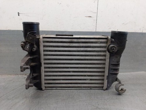 8E0145805N ladeluftkühler für AUDI A4 B6 DESCAPOTABLE (8H7) 1.8 T 2002 5690351