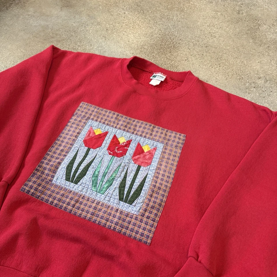Vintage 90s Quilted Tulip Crewneck Sweatshirt 2XL Red Floral Cute Retro Boho - Image 3 of 4