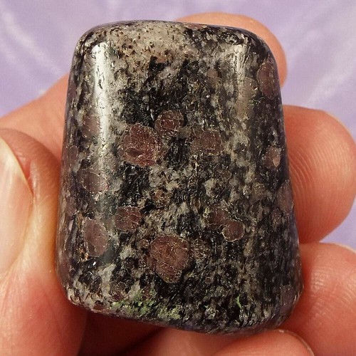 Rare large Pink Spinel in matrix tumblestone 'Overcome Difficulties' 24g SN40269 - Picture 3 of 4