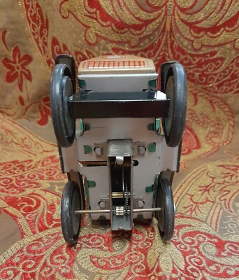 Jouet En Tôle Ancien – Tacot FORD T Mécanique (sans Marque)
