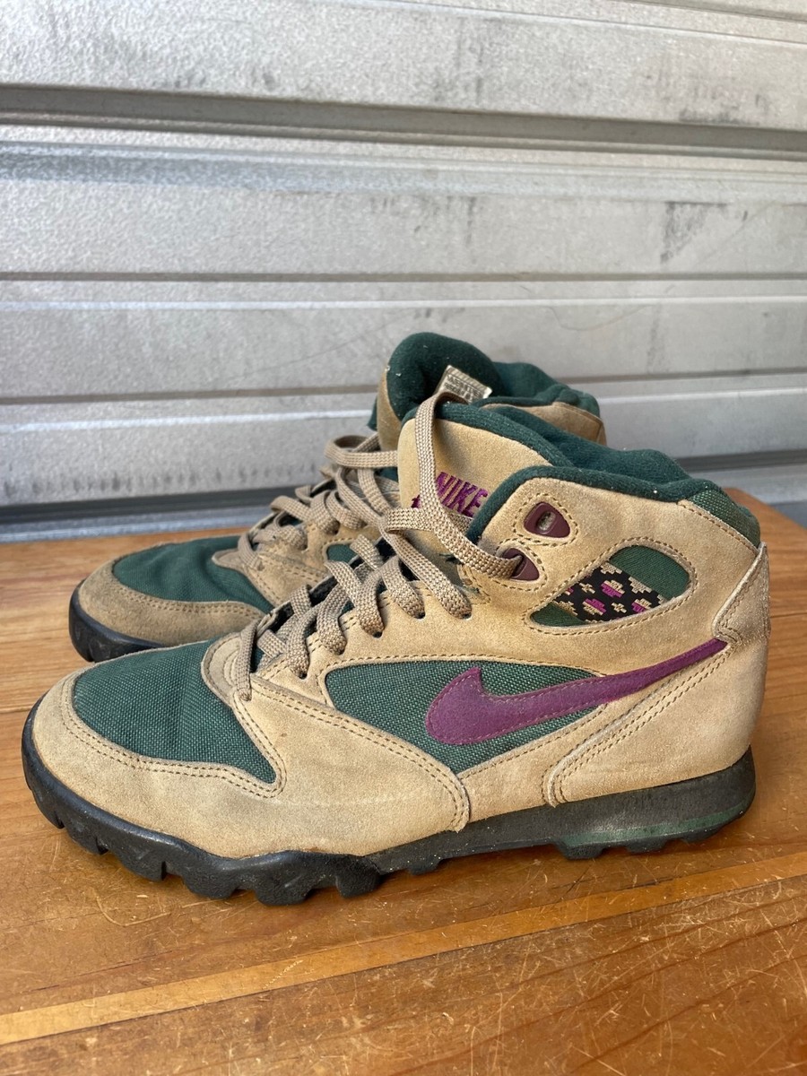 Vintage 1990's Nike ACG Caldera Suede Hiking Boots Women's 8.5