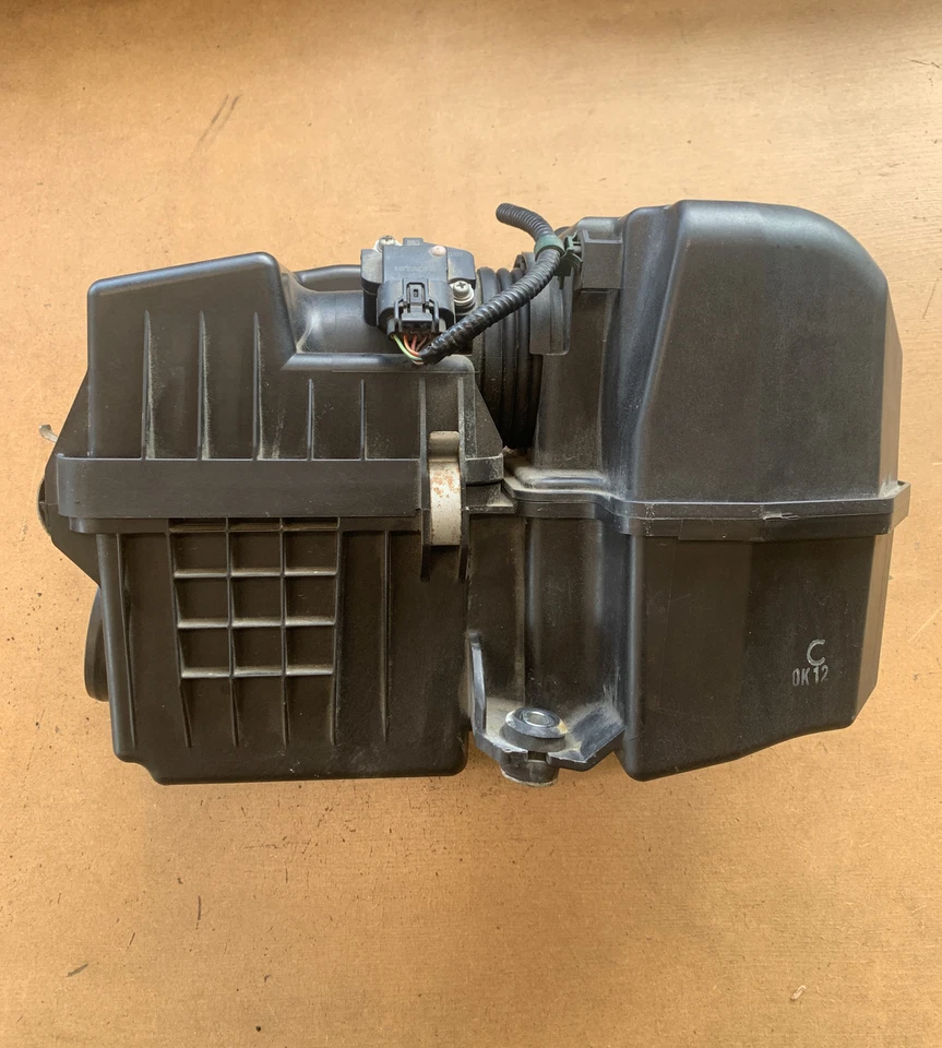 Caja purificadora de aire Honda CR-Z 2011-2016 HÍBRIDO 1,5 L FABRICANTE DE EQUIPOS ORIGINALES Foto 3 de 4