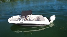 Bayliner VR6 OB 2016 Open Boat Suzuki 300 HP 2007 Outboard Motor Dual Console