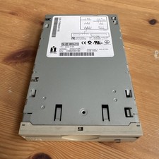 Iomega Zip 100MB Internal  Drive Internal Drive Z100ATAPI - 3.5" IDE Grey