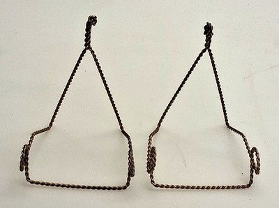 PAIR  GOLD TONE TWISTED WIRE PLATE OR BOWL DISPLAY STAND, 4 IN X 3 1/2 IN X 5 IN