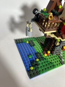 LEGO 31010 Creator 3 In 1 31010 Treehouse Retired 99% Complete