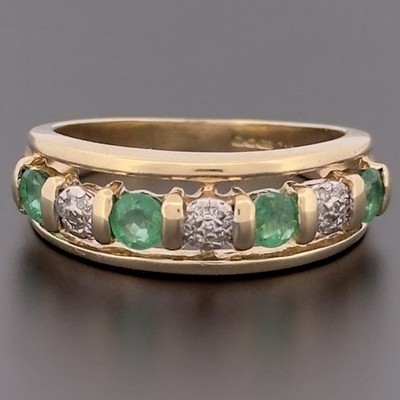 Cluster-Ring 9 kt Gelbgold Smaragd & Diamant Größe K gepunzt