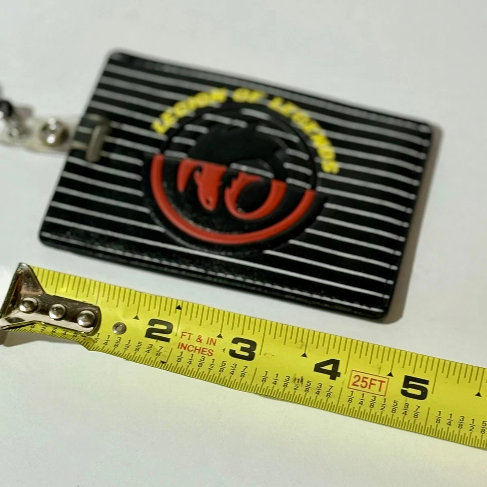 🐲 Держатель для удостоверения личности How to Train Your Dragon Legion of Legends Isle of Berk черный - Изображение 2 из 3