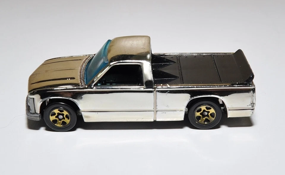 Hot Wheels Chevy 1500 G6917 HW Shiners 5-Pack cromo 2005 - Immagine 2 di 4