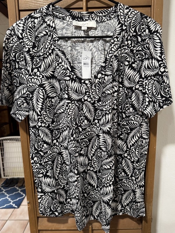 New Ann Taylor Loft Black & White Palm Leaf Shirt Size L