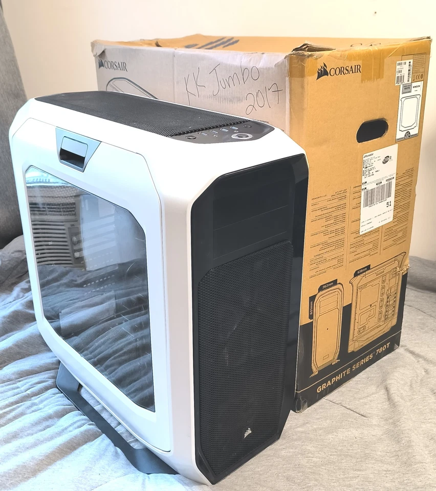 CORSAIR 780T - huge E-ATX / XL-ATX PC case - white "Graphite" full tower - Image 2 of 4